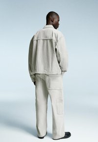 Bershka Cowboyjakker - grey