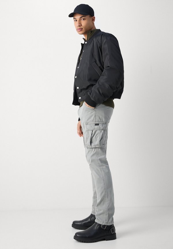 WILLIAM - Cargo trousers4
