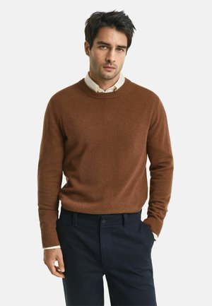 CREW NECK SWEATER - Strickpullover - mahogany brown