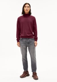 ARMEDANGELS GAARDO - Strickpullover - cranberry juice