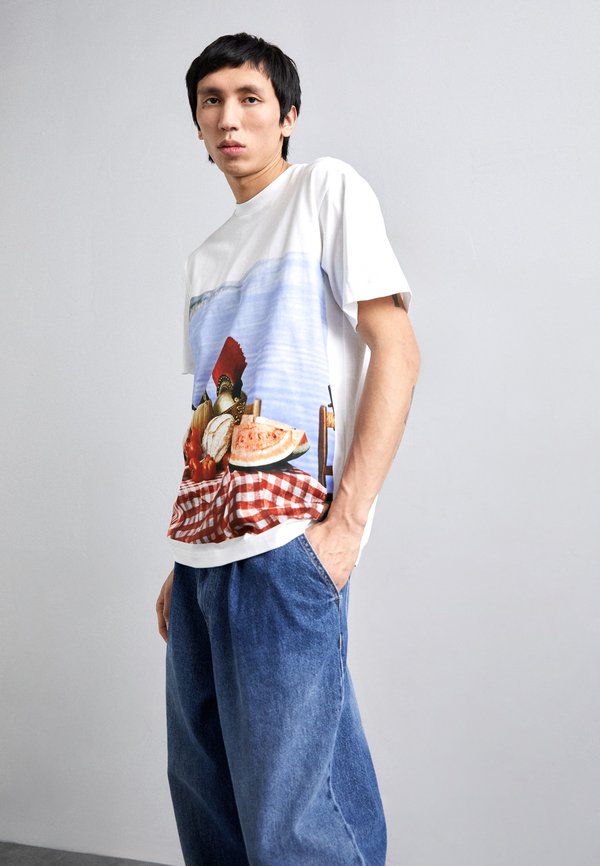 ITALIAN INSPIRATION - Print T-shirt3
