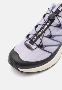 Salomon Sportstyle XT PATHWAY 2 UNISEX - Športni copati - purple heather/footwear silver/aster purple