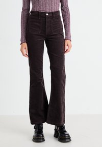 GAP FLARE PATCH  - Παντελόνι - terra brown