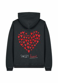 Felpa nera con un grande motivo a cuore rosso composto da cuori più piccoli sul retro. Testo "SWEET heart" in bianco sotto il design del cuore.