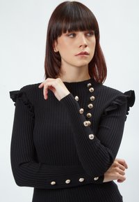 INFLUENCER DECORATIVE BUTTON - Maglione - black