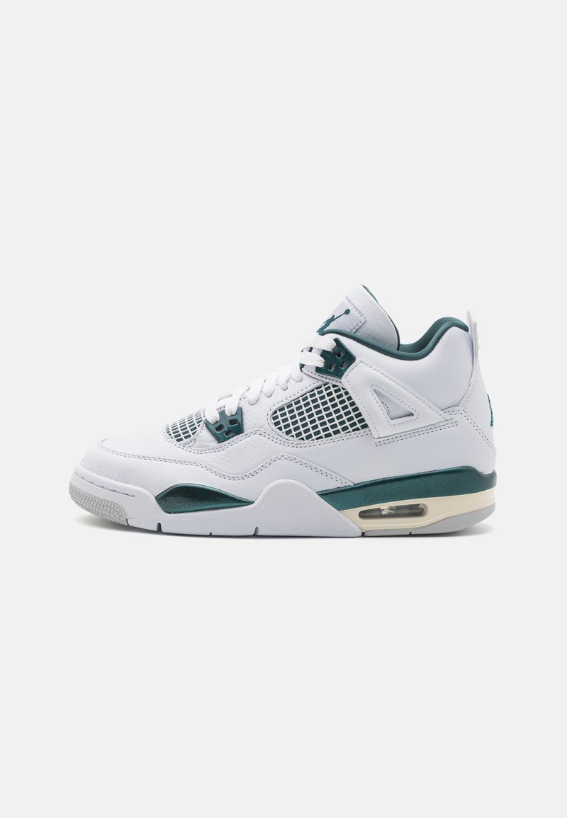 2004 green and white jordan 4s