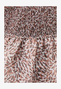 Wybrany, leaves comb