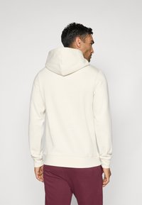 Champion ICONS TONAL HOODIE LARGE LOGO - Sweat à capuche - beige