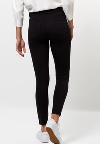zero Pantalon classique - black