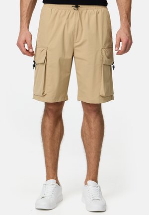 Beige Cargo-Shorts aus leichtem Stoff, mit elastischem Bund, zwei Seitentaschen und geradem Schnitt.