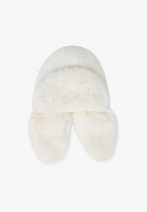 Cappello lavorato a maglia di colore crema con morbide paraorecchie in pelliccia sintetica. Motivo testurizzato sulla parte superiore, forma arrotondata e finitura pelosa per calore e comfort.