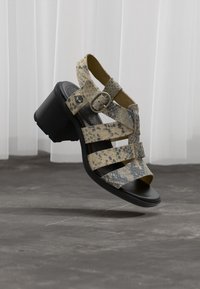 Unausgewählt, offwhite/black