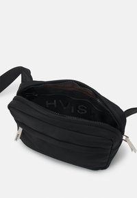 HVISK VENICE MATTE UNISEX - Skulderveske - black soil