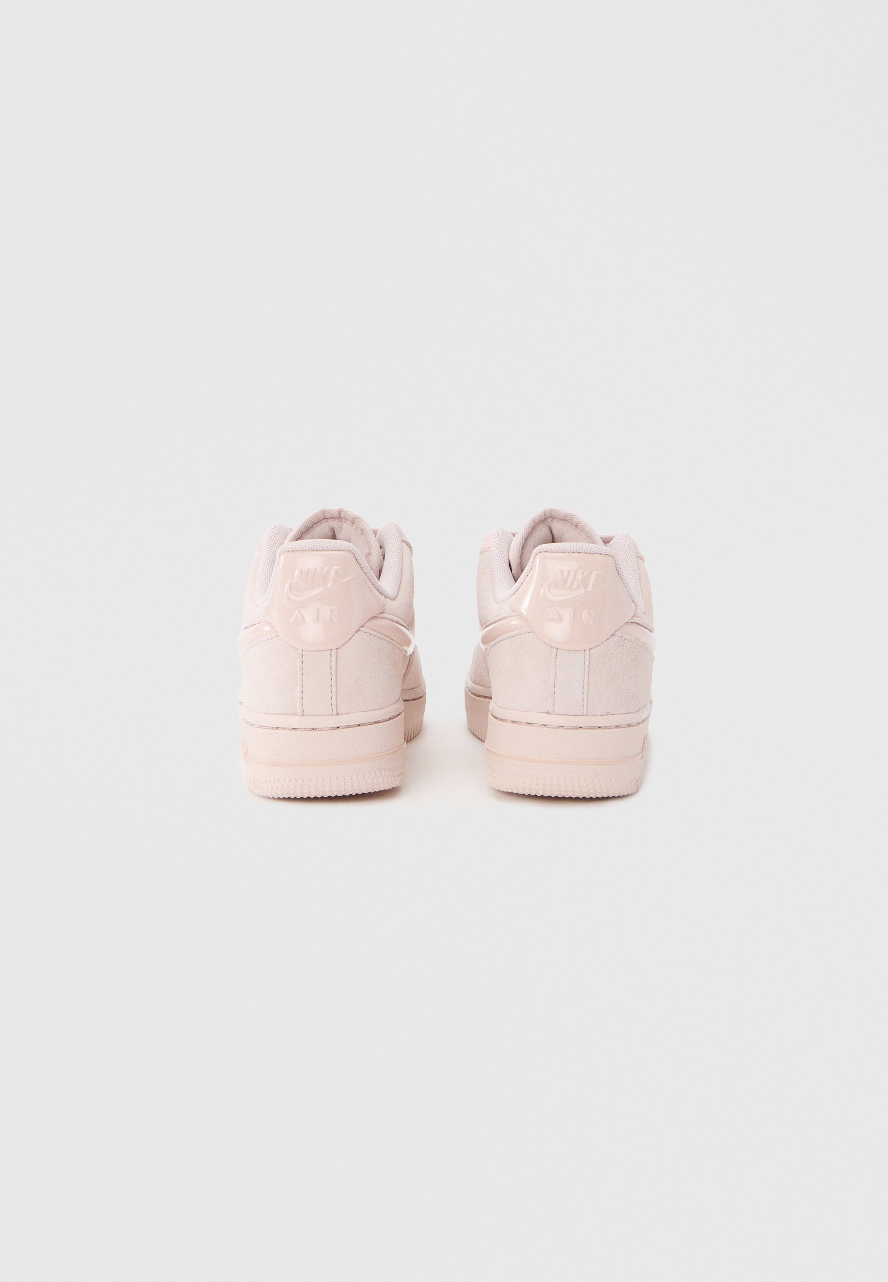 nike force nude