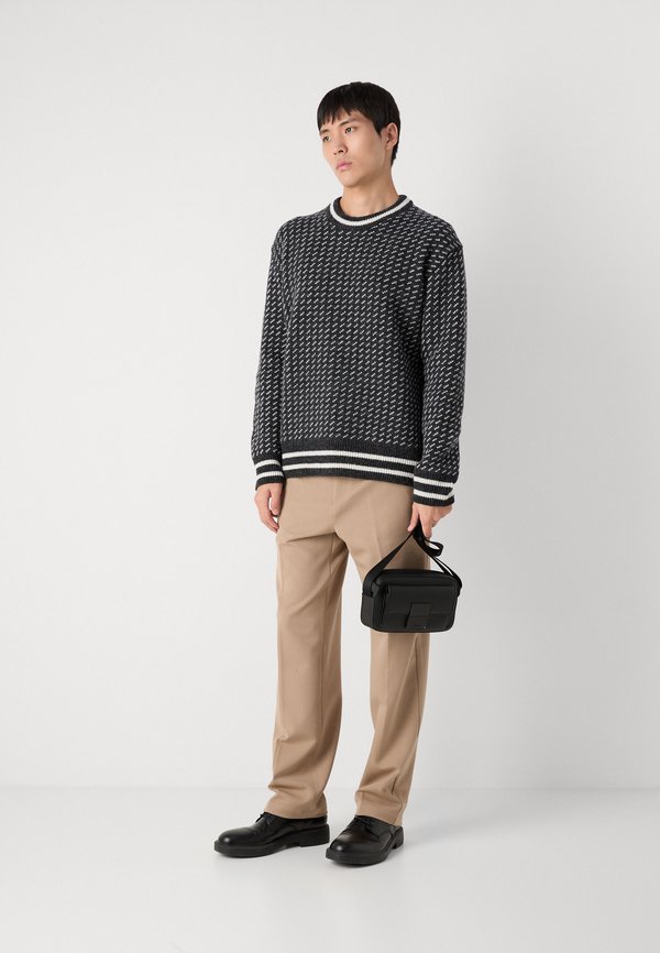 COMO SLACKS - Trousers - beige3