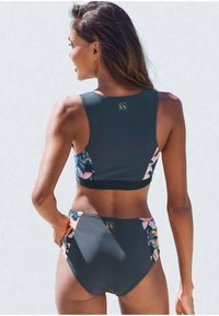 LASCANA CROP - Bikini-Top - nachtblau bedruckt
