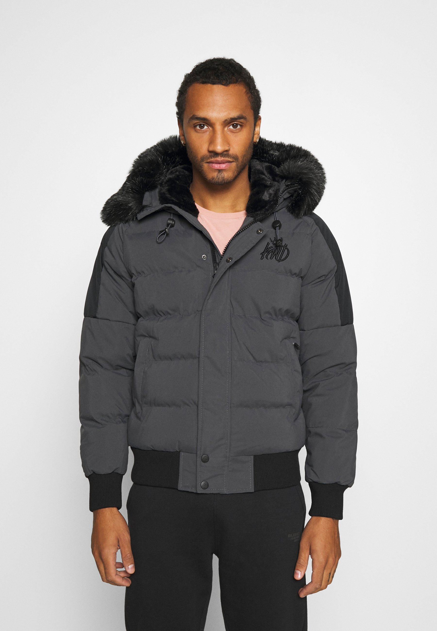 Jakker | Herre | Nye jakker til herre på nett hos Zalando Kjøp Guess Jakker til herre på nett | FASHIOLA.no