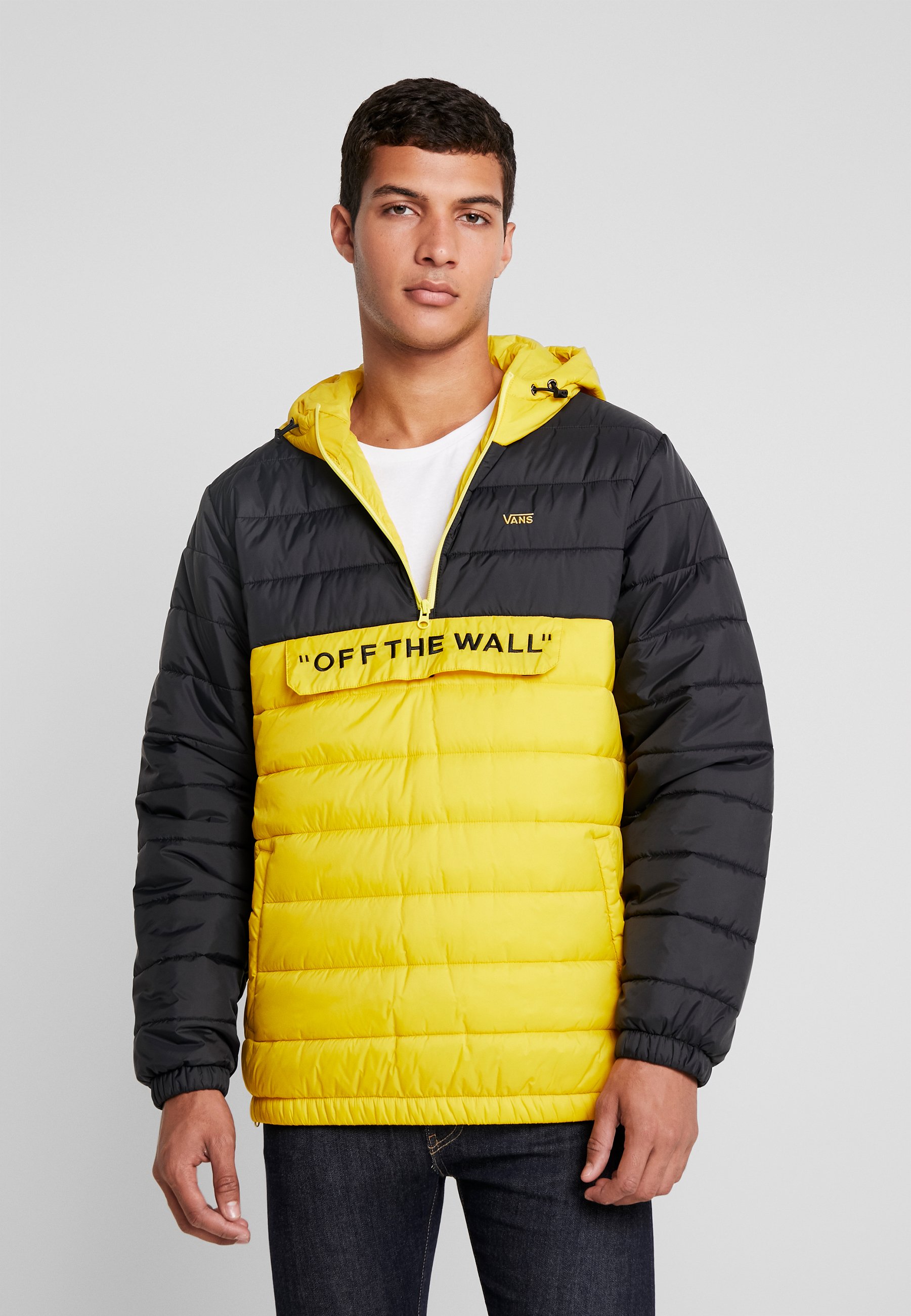 Vans CARLON ANORAK PUFFER Vinterjakke sulphurblack Vans CARLON ANORAK PUFFER Vinterjakke sulphurblack