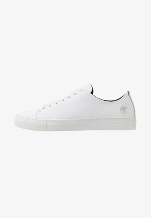 Sneaky Steve, Baskets basses - white