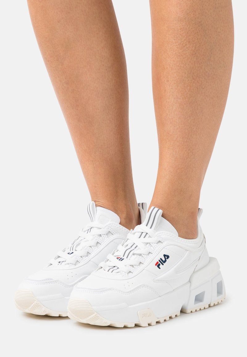 fila disruptor winter