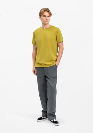 CREW NECK REGULAR FIT - T-shirt basic - dark yellow
