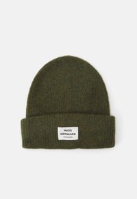 Unselected, pesto