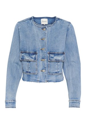 Gekürzte hellblaue Jeansjacke mit Knopfverschluss, zwei aufgesetzten Vorderaschen und einem rohen Saum. Verfügt über lange Ärmel und einen runden Halsausschnitt.