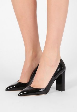 Højhælede pumps - black