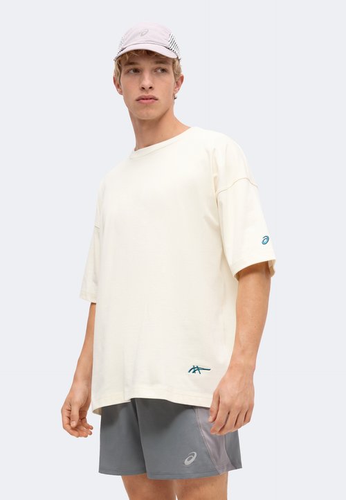 ASICS HERITAGE CITEE UNISEX - Sports T-shirt - cream — photo 4