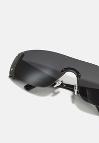CHPO NEUKÖLLN UNISEX - Sluneční brýle - black