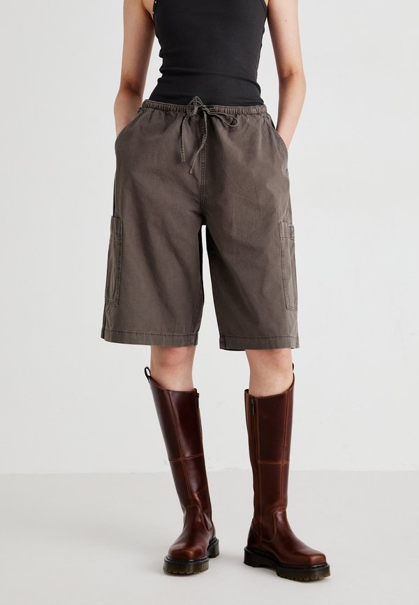 ANJA CARGO - Shorts - dark mole