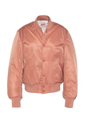 Leicht korallrosa Satin-Bomberjacke mit geripptem Kragen, Bündchen, Saum, vorderen Druckknöpfen und Seitentaschen, innen am Kragen mit Schott-Logo.