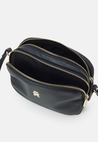 Tommy Hilfiger POPPY PLUS  - Umhängetasche - space blue