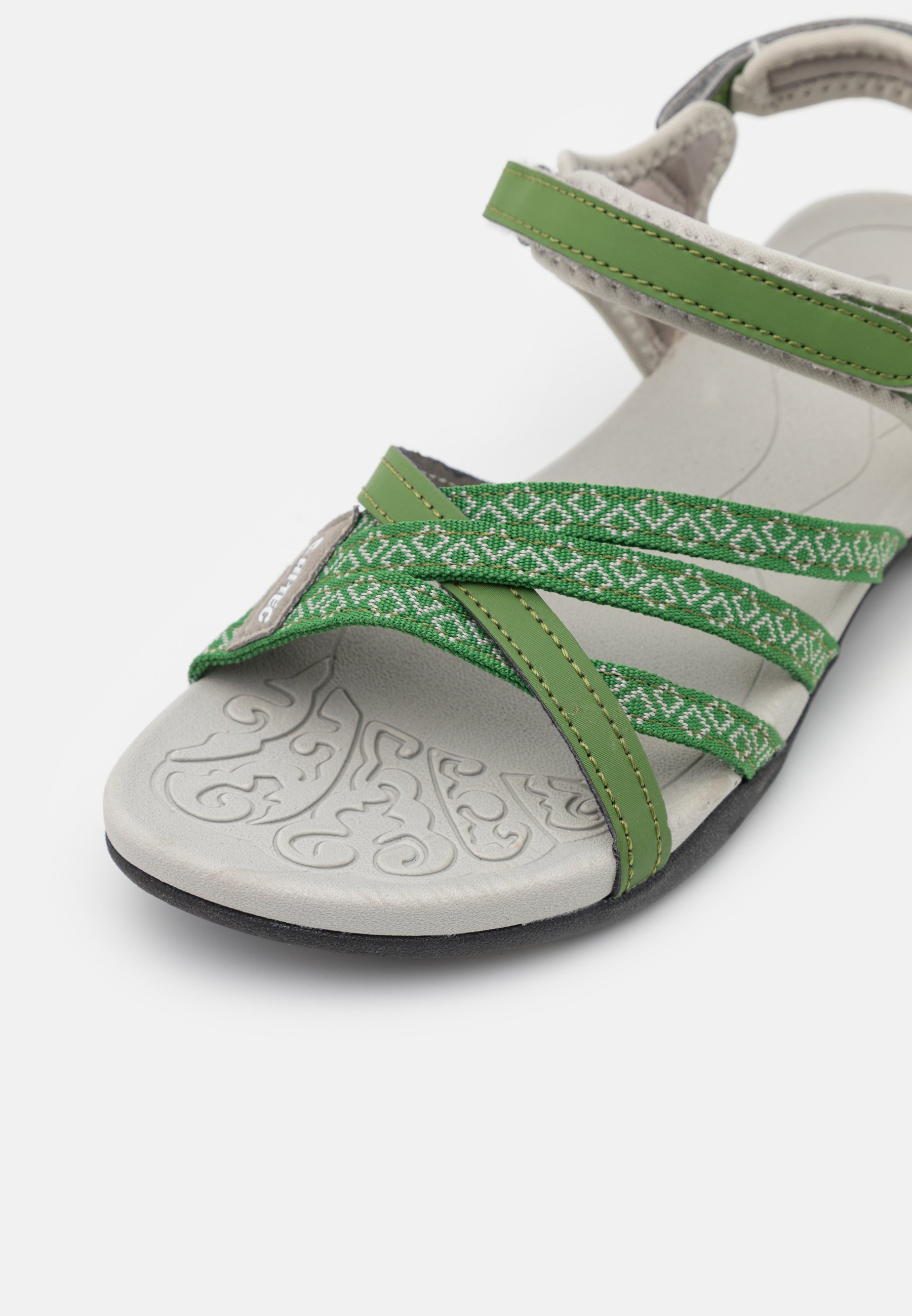 hi tec ladies walking sandals