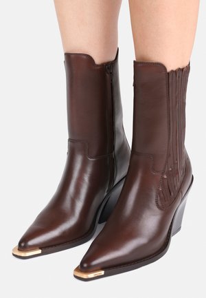 Classic ankle boots - coffee bean