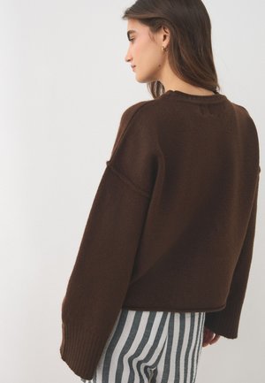 Next, Striktrøje - chocolate brown