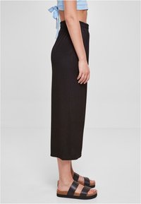 Urban Classics Zīmuļsvārki - black