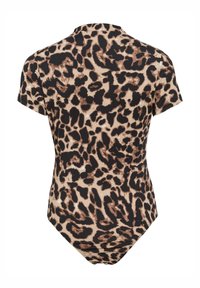 Body de estampado de leopardo con mangas cortas, escote redondo y tejido elástico. Colores incluyen beige, marrón y negro.