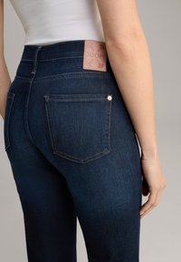 JOOP! KIM - Flared Jeans - dunkelblau