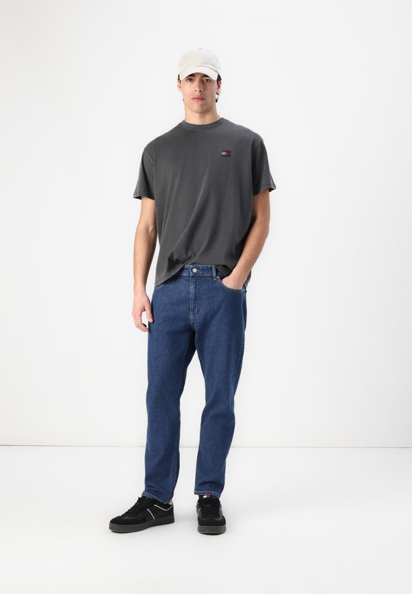 LABEL TEE - Basic T-shirt2