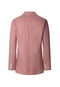 Blazer de lino rosa con solapa de muesca, dos aberturas traseras y cuatro botones en las mangas. Tela texturizada con un acabado suave.