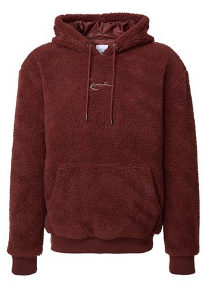 Bordeauxrode fleece hoodie met een voorzak, verstelbare trekkoorden, geribde manchetten en subtiele logo-borduurwerk op de borst.
