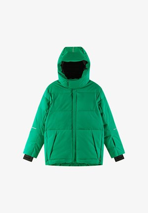 Giacca isolante verde con cappuccio, caratterizzata da un design trapuntato, chiusura frontale con zip, due ampie tasche e polsini neri sulle maniche.