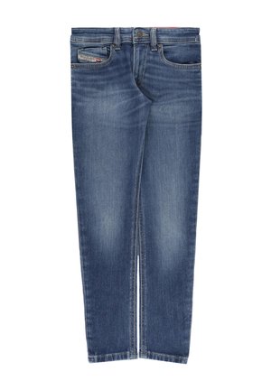 Jeans in denim blu con dettagli scoloriti, bottone e cerniera frontale, passanti per cintura e design a cinque tasche inclusa una piccola tasca porta monete con marchio.