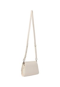 Crossbody taška z měkké bílé kůže. Má obdélníkový tvar, nastavitelný popruh a minimalistický design bez viditelného kovania.