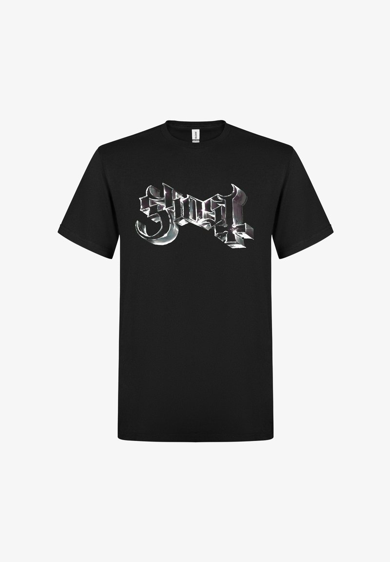 Schwarzes T-Shirt mit kurzen Ärmeln und metallisch silbernem gotischem Schriftzug "Ghost" mittig auf der Vorderseite.