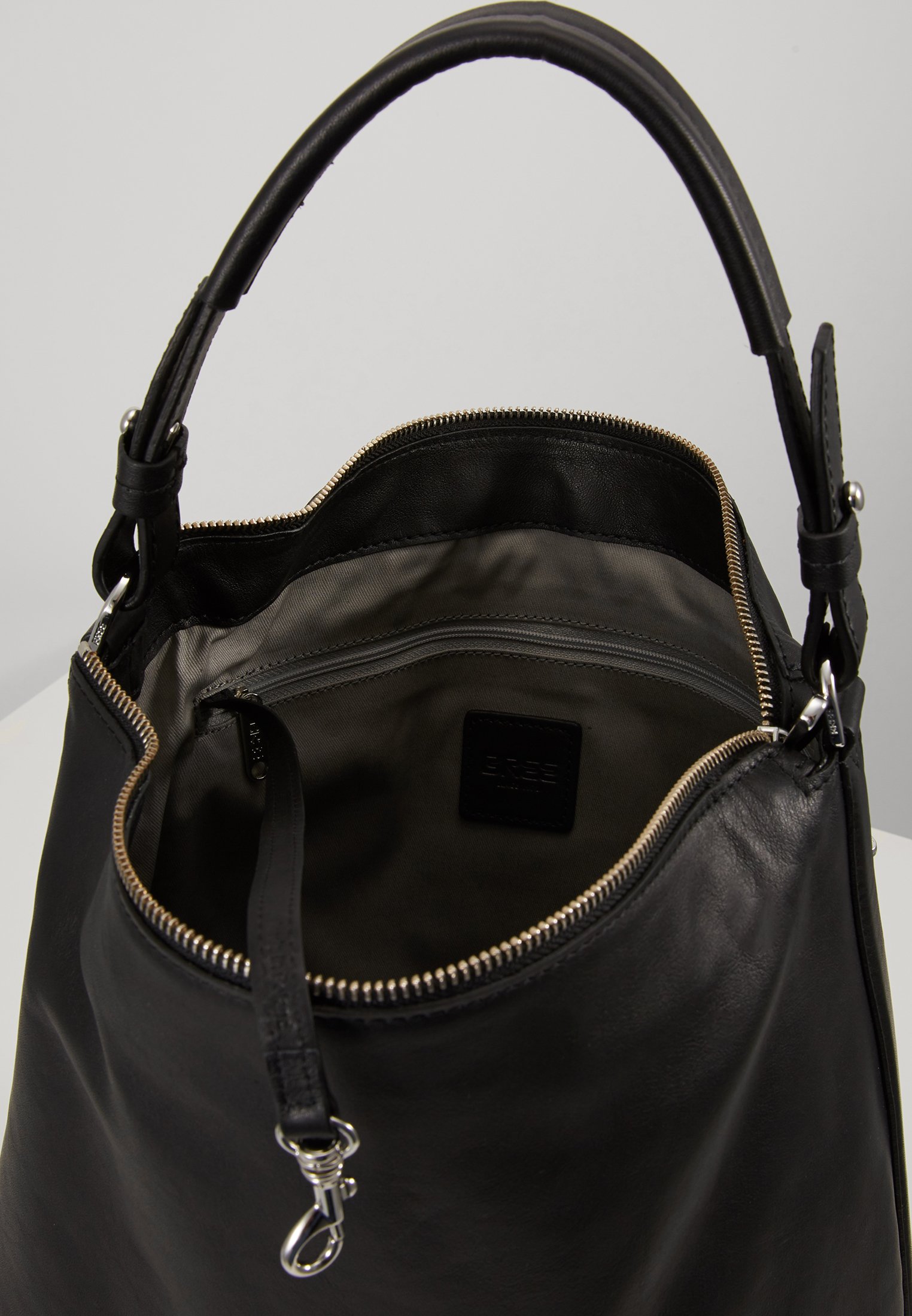 Bree STOCKHOLM HOBO Håndveske black Zalando.no Bree STOCKHOLM Håndveske black Zalando.no