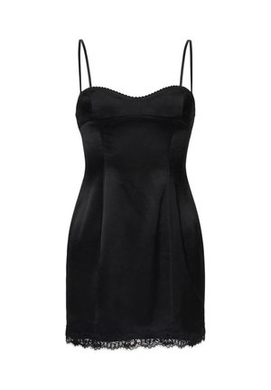 Czarna satynowa mini sukienka z cienkimi ramiączkami, karbowanym dekoltem, dopasowaną sylwetką i koronkową lamówką na dole.