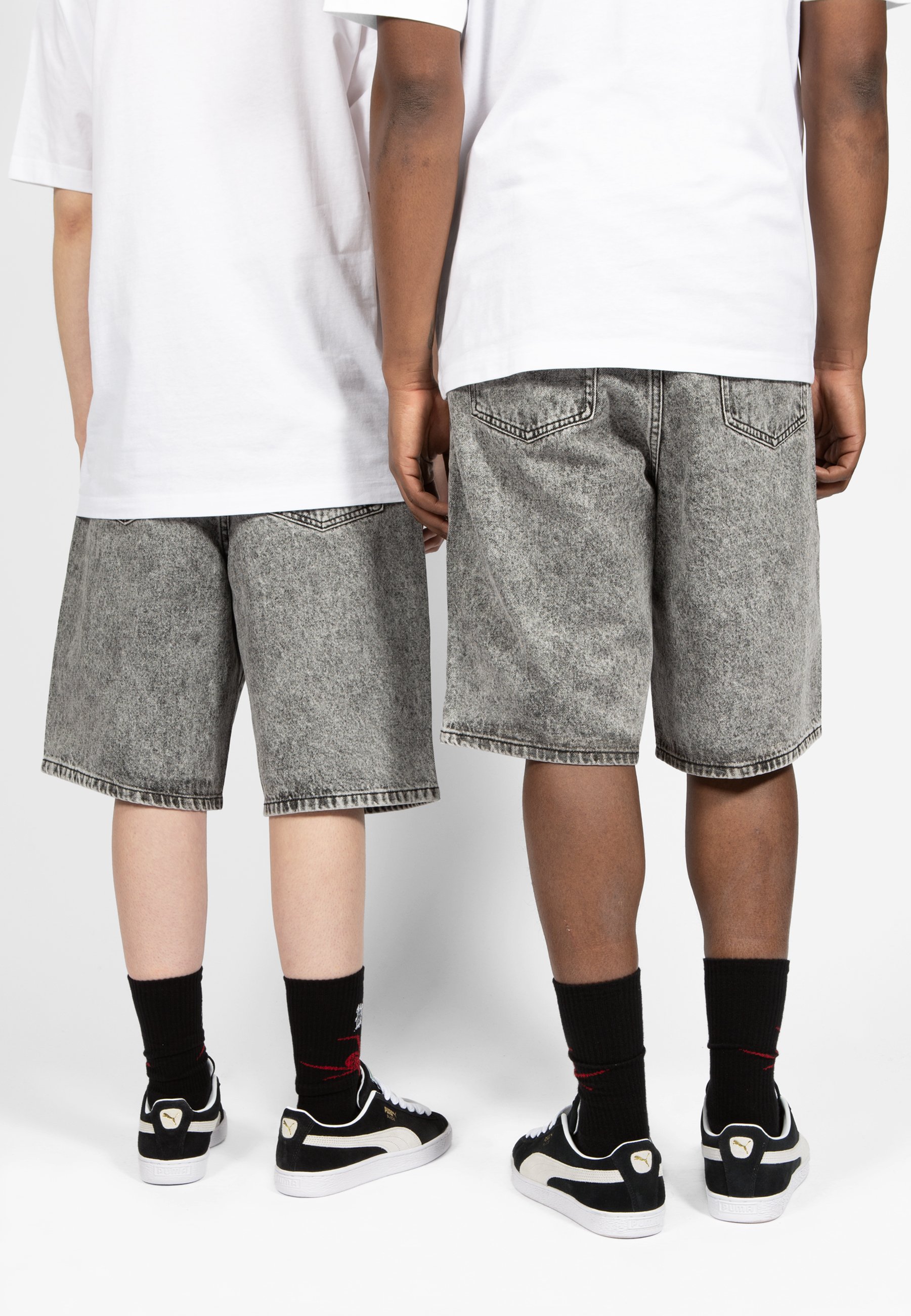 Wasted Paris CASPER SNOW UNISEX - Denim shorts - grey/grey
