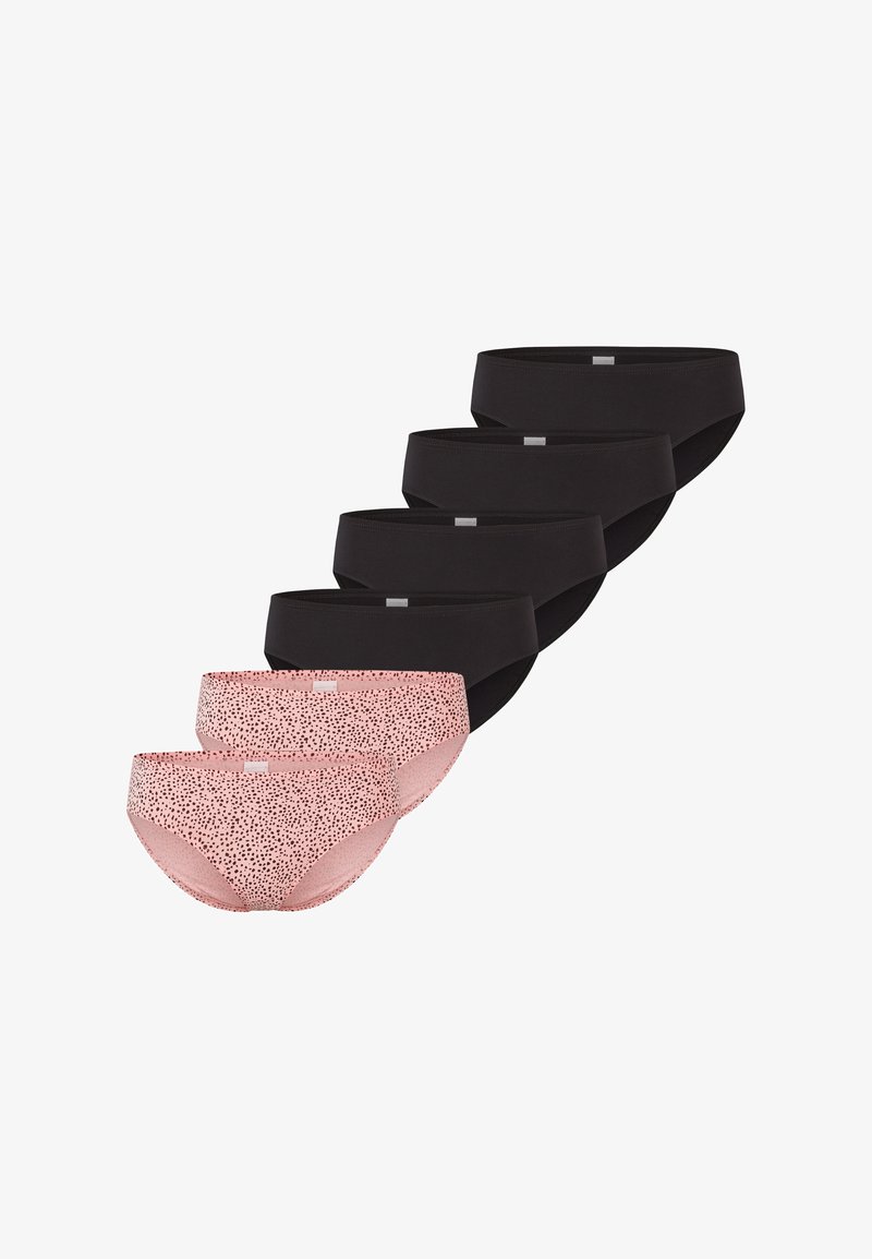 Cinq sous-vêtements hipster pour femmes à pois noirs et deux roses, disposés en pile décalée.